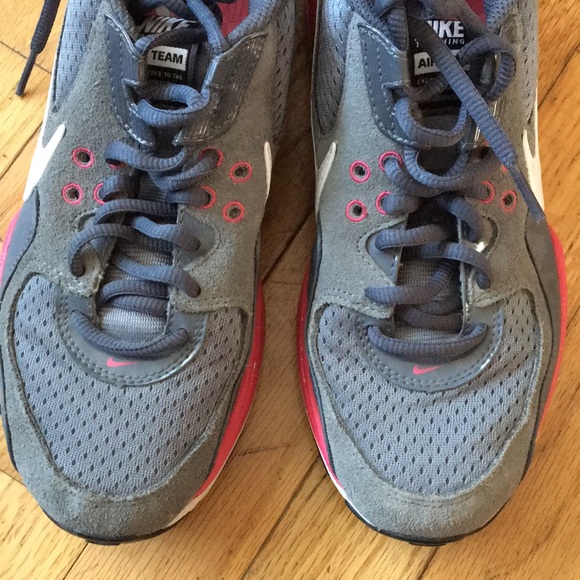 Nike running shoes - Picture 2 of 3